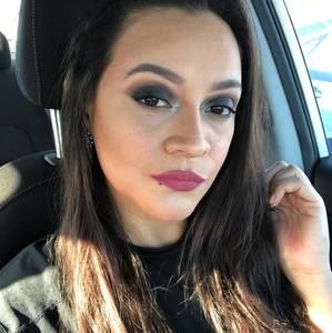 Meet your Posher, Maria de los angeles